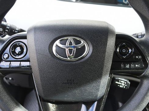 Certified 2021 Toyota Prius LE w/ Carpet Mat Package (TMS) image 30