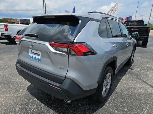 Used 2024 Toyota RAV4 XLE FWD image 7