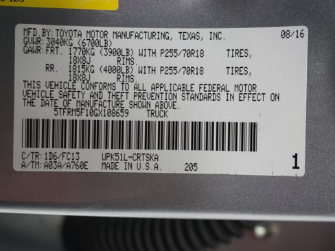 Used 2016 Toyota Tundra SR5 w/ Tow Package RWD image 22