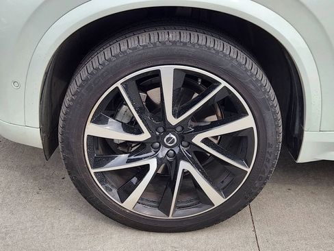 Used 2023 Volvo XC90 B6 Plus w/ Protection Package Premier AWD/4WD image 11