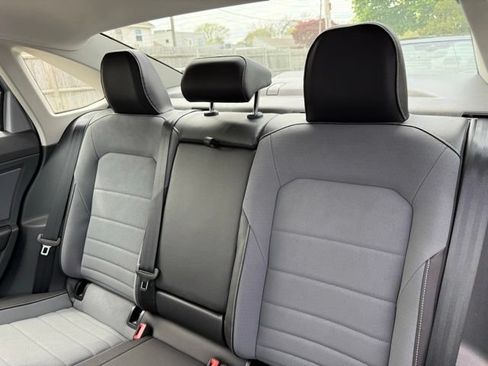 New 2026 Volkswagen Jetta SE FWD image 11