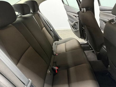 Used 2020 MAZDA MAZDA3 Sedan FWD image 44