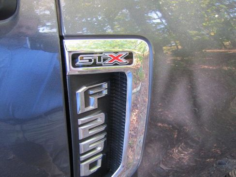 Used 2019 Ford F250 XL w/ STX Appearance Package image 26