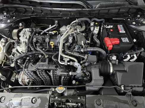 Used 2022 Nissan Altima 2.5 SV w/ SV Premium Package image 12