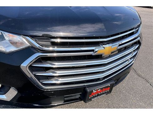 Used 2021 Chevrolet Traverse High Country AWD/4WD image 33
