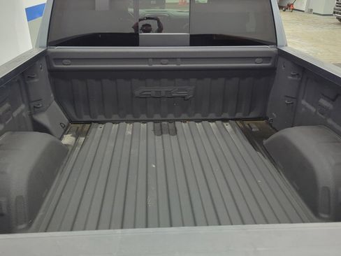 Used 2021 GMC Sierra 1500 AT4 w/ AT4 Premium Package AWD/4WD image 32