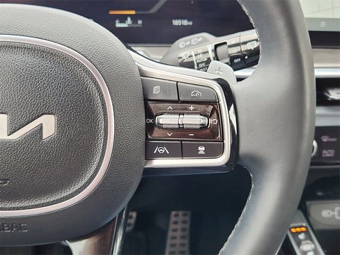 Used 2024 Kia Sorento SX Prestige image 22