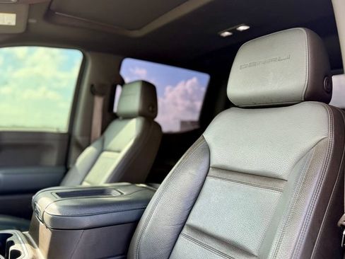 Used 2021 GMC Sierra 1500 Denali w/ Denali Ultimate Package AWD/4WD image 7