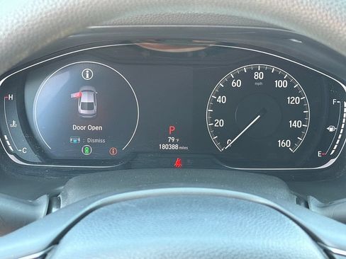 Used 2018 Honda Accord LX image 13