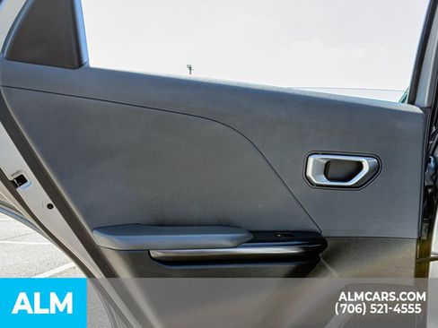 Used 2025 Kia K4 FWD image 11