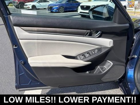 Used 2019 Honda Accord LX image 12