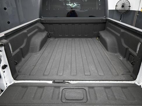 Used 2024 Jeep Gladiator Sport image 43