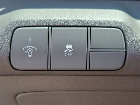 New 2026 Hyundai Elantra Sport FWD image 19
