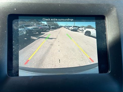 Used 2020 Jeep Cherokee Latitude Plus image 31