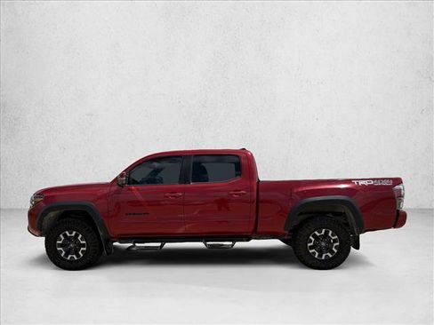 Used 2022 Toyota Tacoma TRD Off-Road w/ TRD Premium Off Road Package AWD/4WD image 8