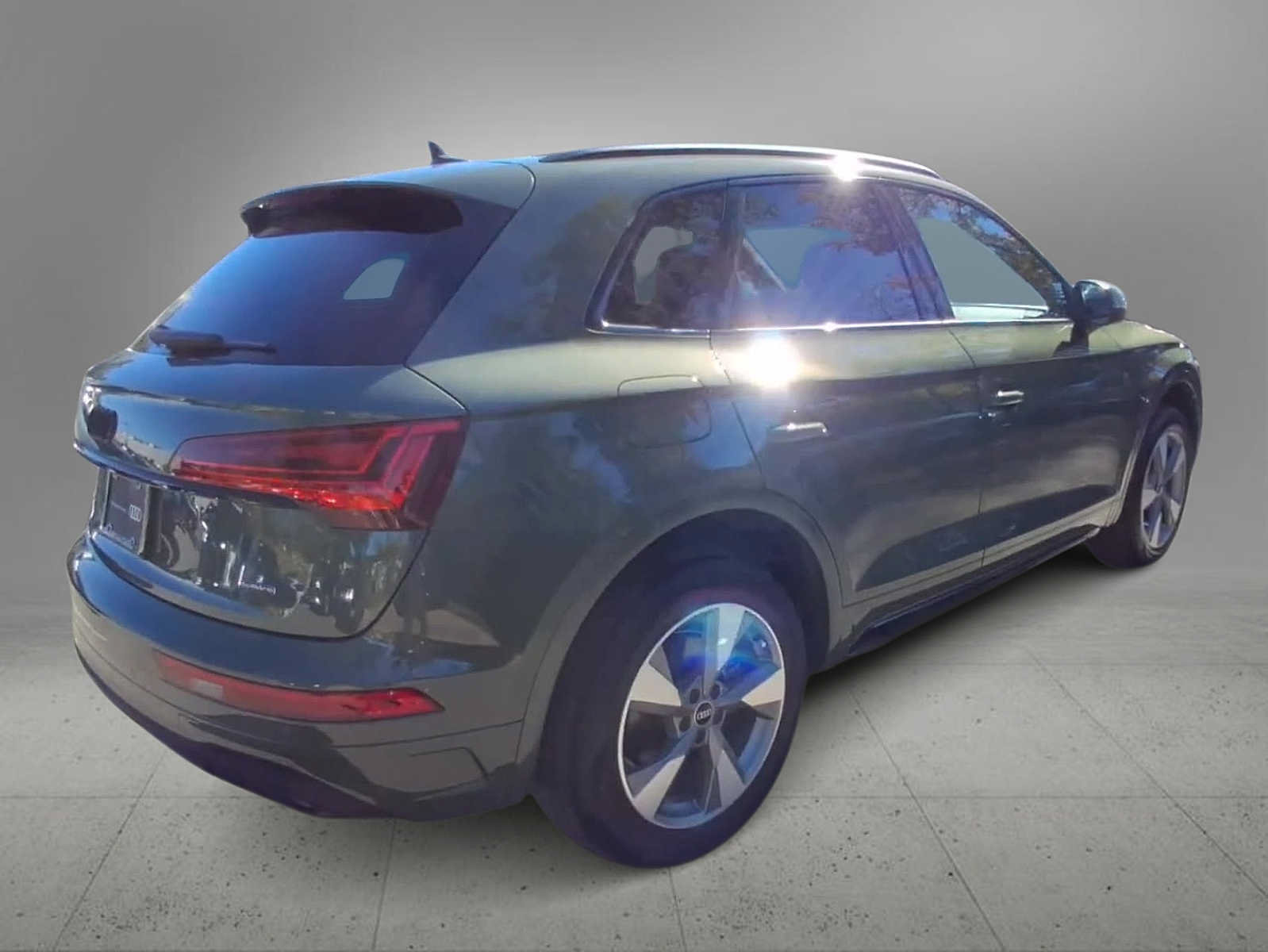 Used 2024 Audi Q5 2.0T Premium Plus AWD/4WD image 8