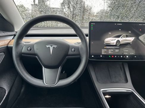 Used 2022 Tesla Model 3 Long Range image 16