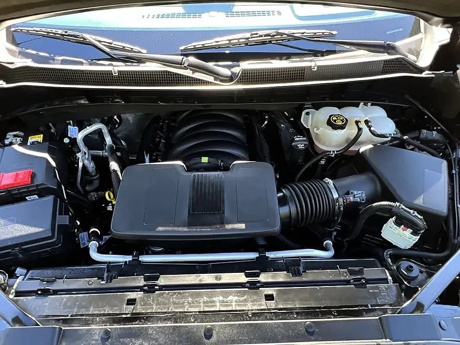 Used 2023 Chevrolet Silverado 1500 High Country w/ High Country Premium Package AWD/4WD image 46