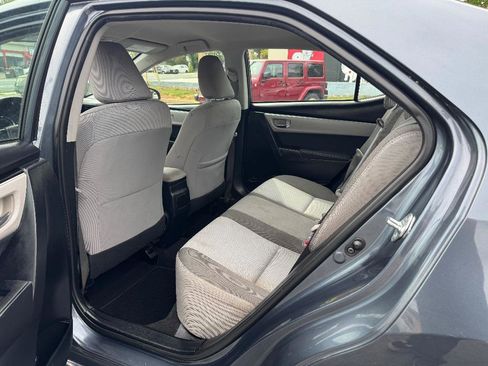 Used 2017 Toyota Corolla LE image 11