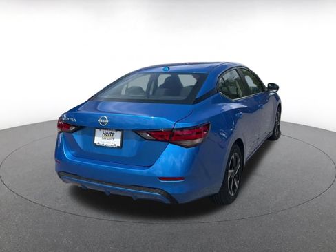 Used 2025 Nissan Sentra SV FWD image 10