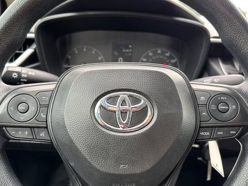 Used 2024 Toyota Corolla LE FWD image 34