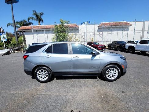 Used 2024 Chevrolet Equinox LT FWD image 9