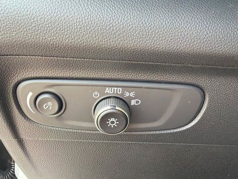 Used 2023 Buick Envision Preferred AWD/4WD image 12