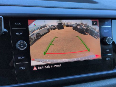 Used 2022 Volkswagen Taos SE w/ IQ.Drive SE Package image 29