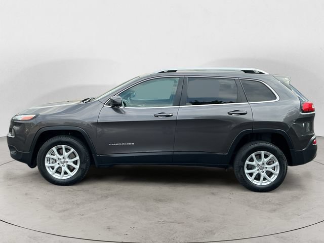 Used 2018 Jeep Cherokee Latitude Plus w/ Comfort/Convenience Group AWD/4WD image 8