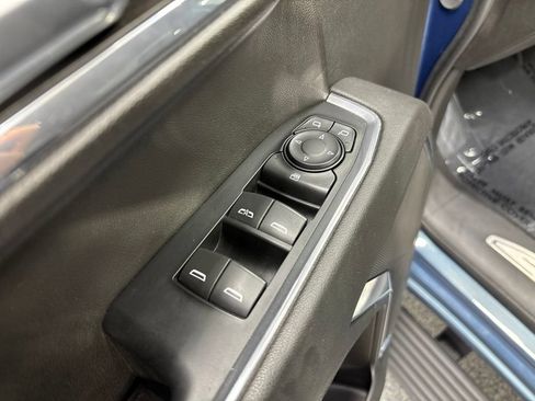Used 2024 Chevrolet Silverado 1500 LT AWD/4WD image 31