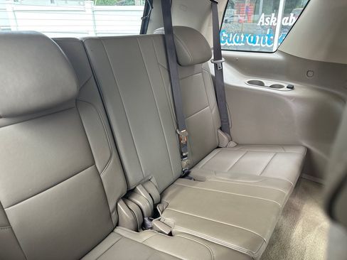 Used 2018 GMC Yukon SLT w/ Open Road Package AWD/4WD image 19