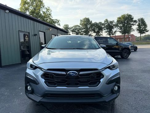 Used 2024 Subaru Crosstrek 2.5i Limited w/ Crosstrek Mirror Package image 9