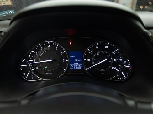 Used 2020 Nissan Armada SL w/ Premium Package image 25