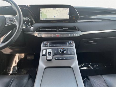 Used 2021 Hyundai Palisade Calligraphy w/ Winter Package image 12