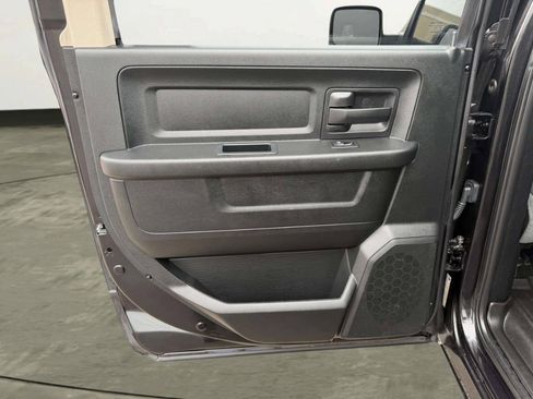 Used 2016 RAM 1500 Express AWD/4WD image 21