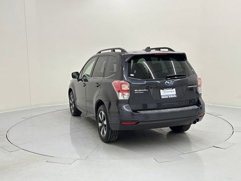 Used 2018 Subaru Forester 2.5i Limited image 3