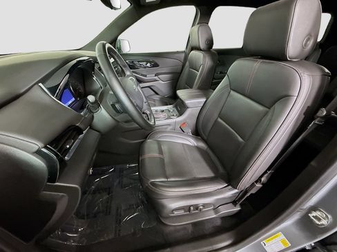 Used 2023 Chevrolet Traverse RS AWD/4WD image 21