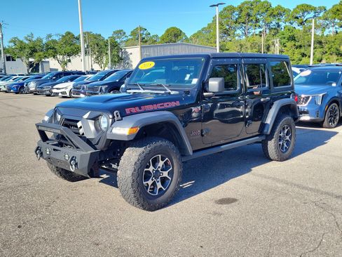 Used 2018 Jeep Wrangler Unlimited Rubicon AWD/4WD image 3