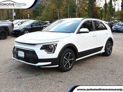 Used 2025 Kia Niro EX