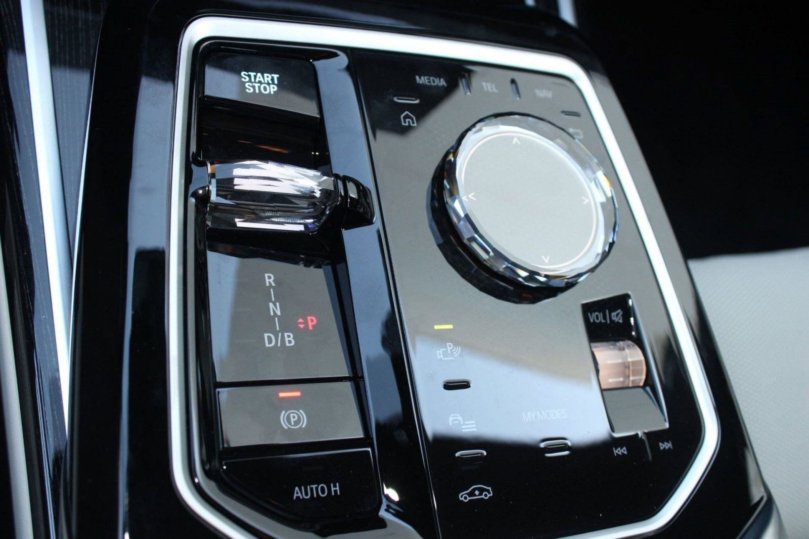Used 2026 BMW i7 eDrive50 RWD image 27