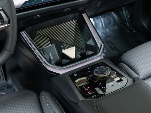 Used 2025 BMW X3 xDrive30i w/ Premium Package image 20