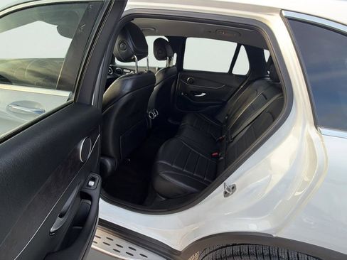 Used 2022 Mercedes-Benz GLC 300 4MATIC image 19