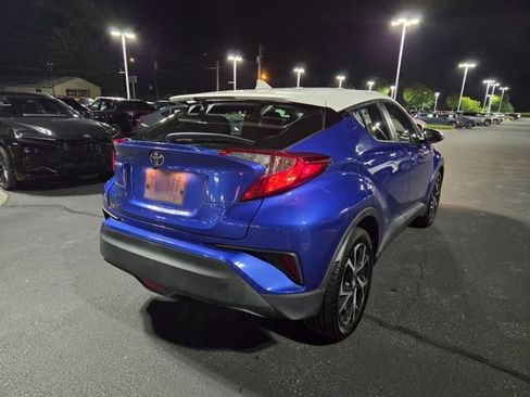 Used 2018 Toyota C-HR XLE FWD image 9