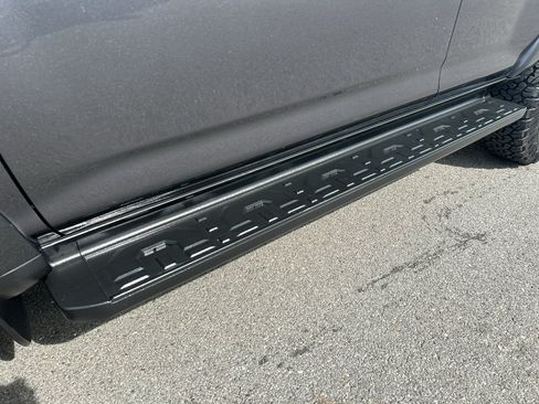 Used 2019 Toyota 4Runner SR5 AWD/4WD image 9