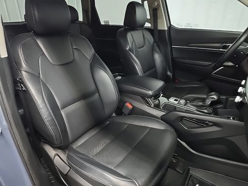 Used 2020 Kia Telluride S w/ S 8 Passenger Seating Package AWD/4WD image 15