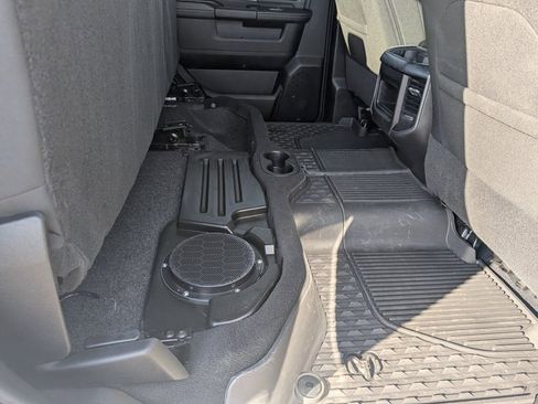 Used 2024 RAM 3500 Big Horn w/ Sport Appearance Package image 6