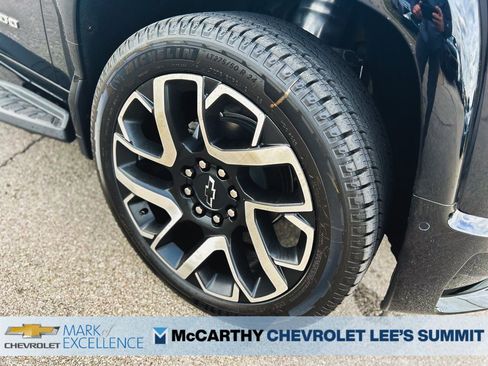 New 2024 Chevrolet Silverado EV RST image 12