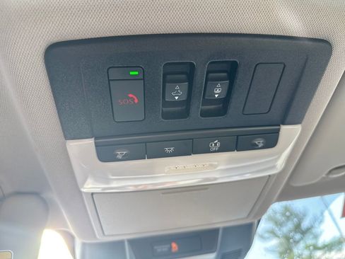 Certified 2021 Nissan Rogue SL w/ Premium Package image 39