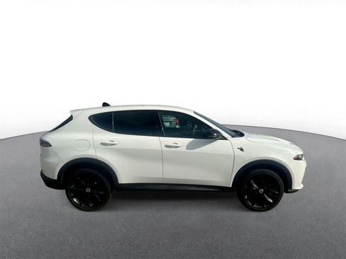 Used 2024 Dodge Hornet GT image 9