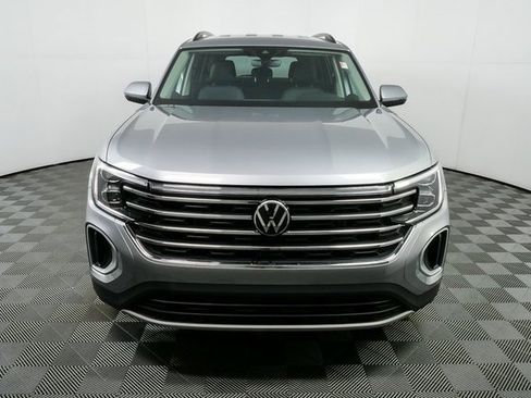 Certified 2025 Volkswagen Atlas SE image 35